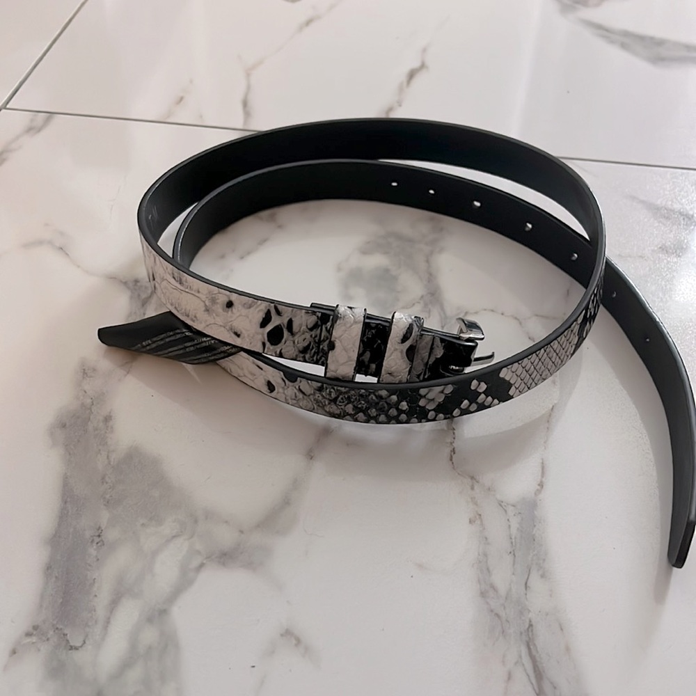 Mango Snake printed belt